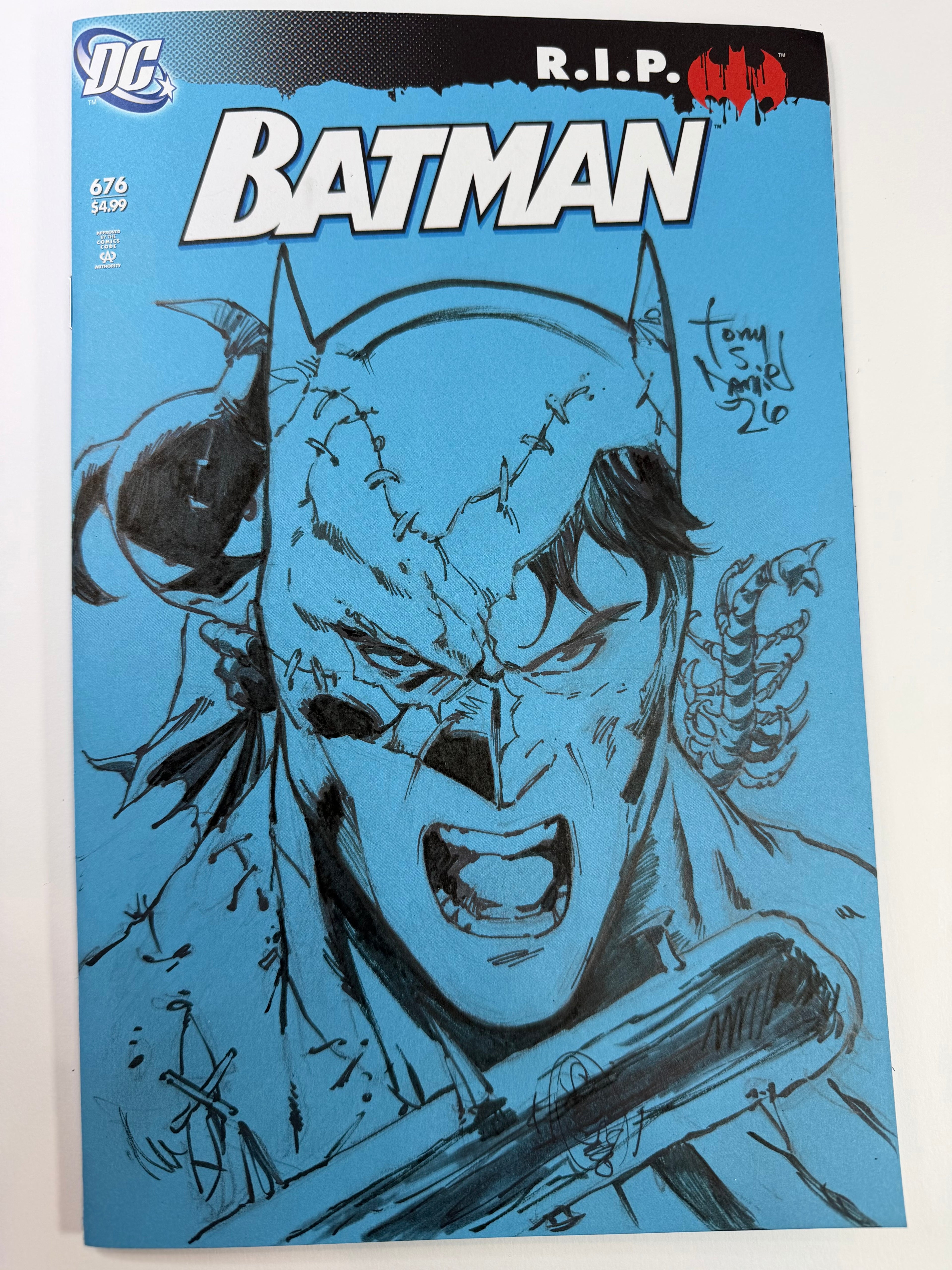 BATMAN RIP ZUR EN ARRH SKETCHCOVER WITH BATMITE