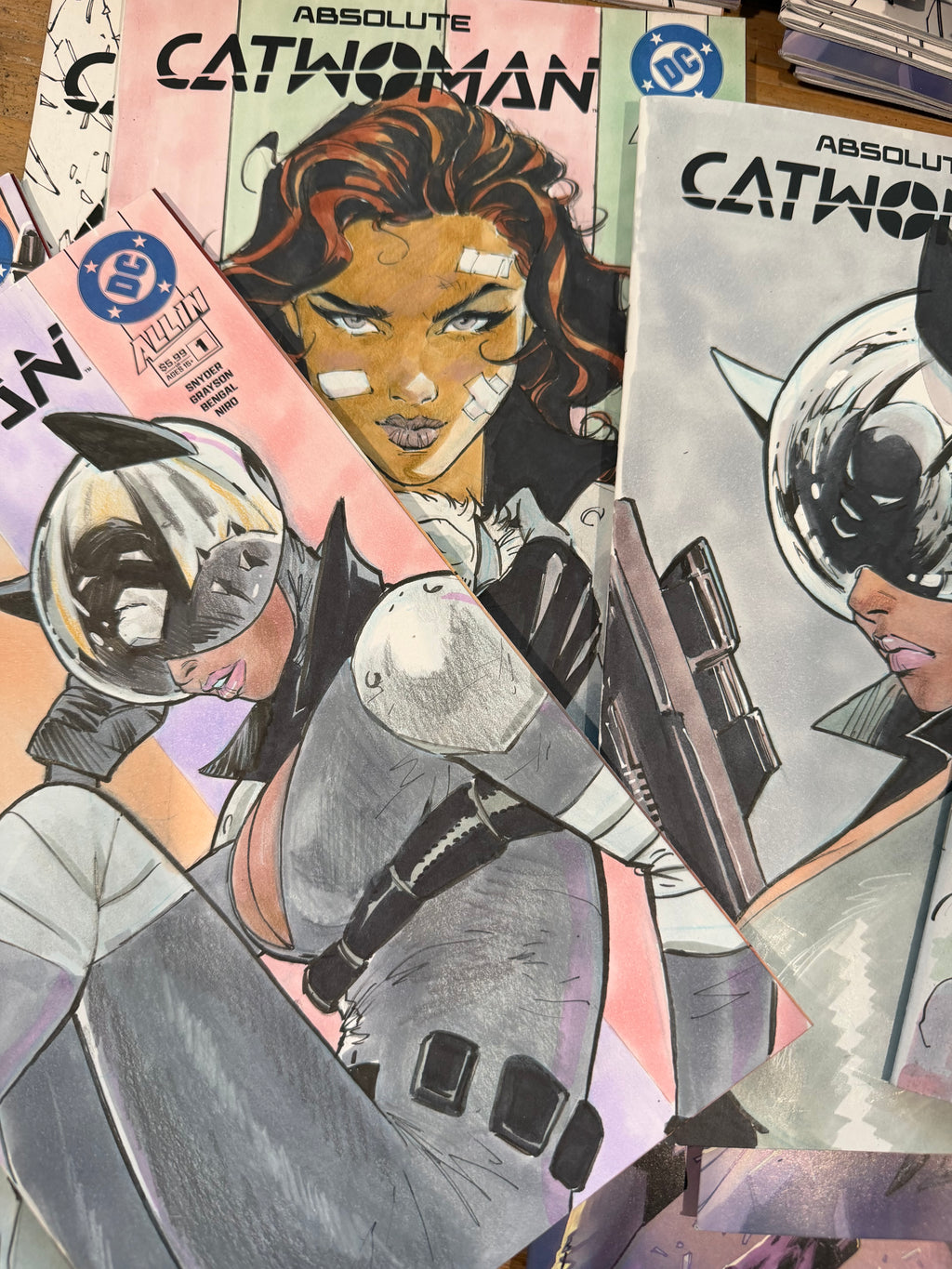 ABSOLUTE CATWOMAN REMARQUE / SECRET BAG PRIZES/WIN BATMAN & ROBIN 28 COVER OA