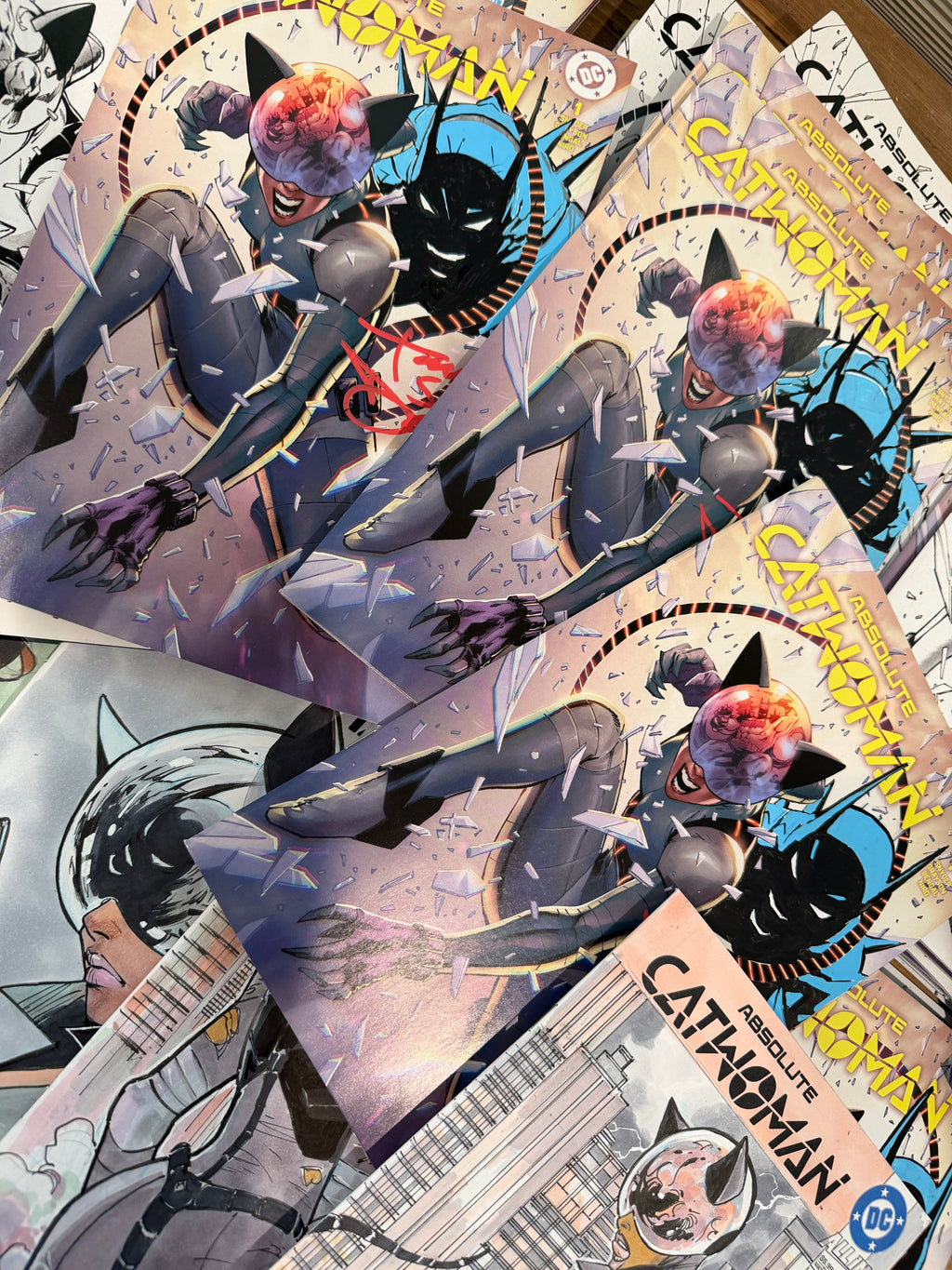 ABSOLUTE CATWOMAN REMARQUE / SECRET BAG PRIZES/WIN BATMAN & ROBIN 28 COVER OA
