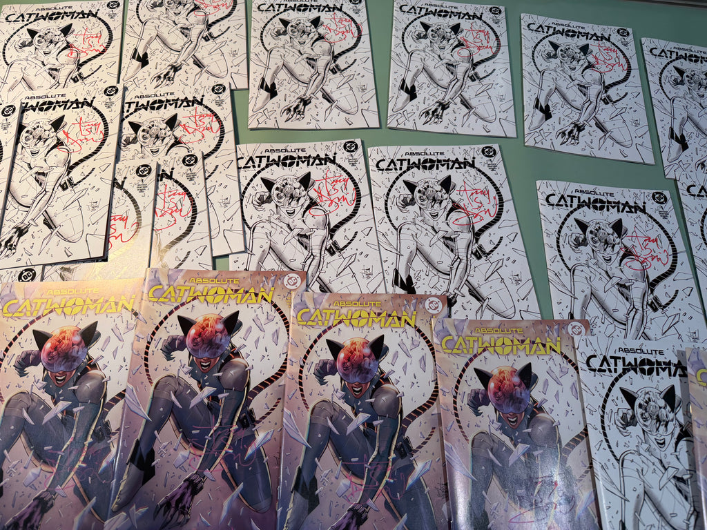 ABSOLUTE CATWOMAN #1 AUTOGRAPHED VARIANT COLOR VERSION